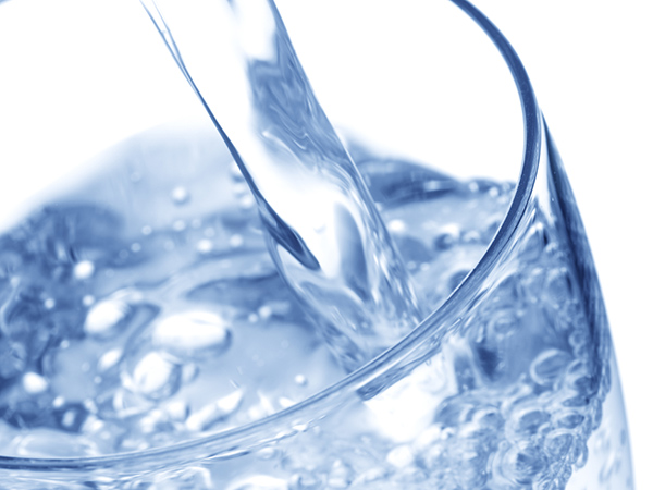 Proceso de descontaminación y compactación